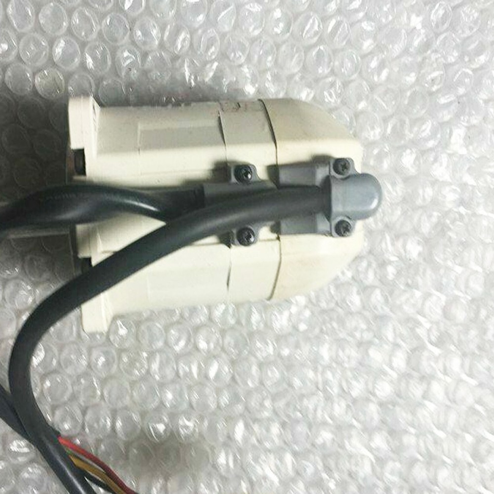New In Box PANASONIC MSM022A1E Servo Motor