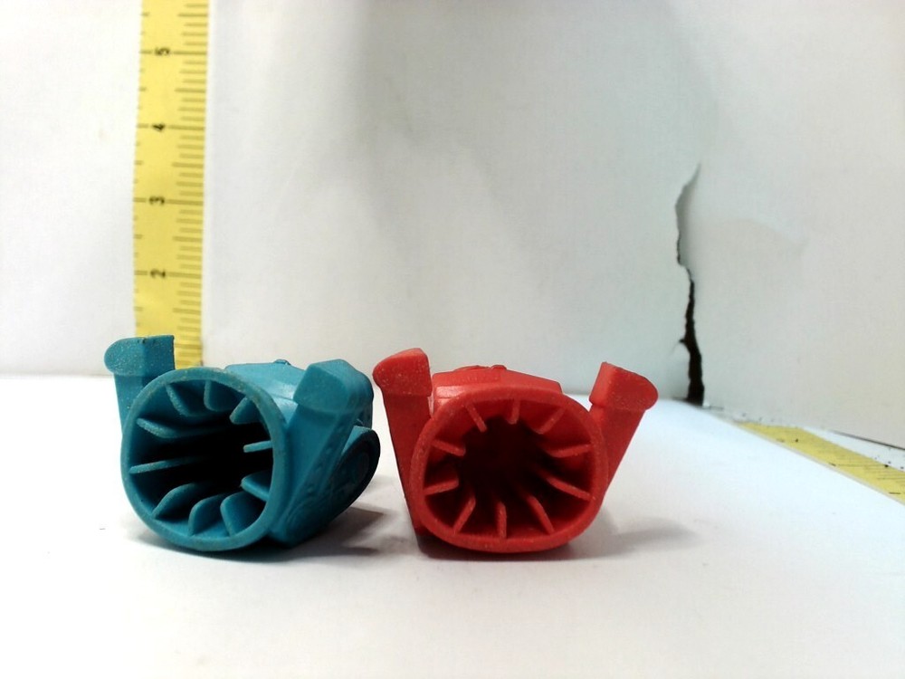 Robot Finger Fighter Red & Blue Rock 'em Sock 'em Preowned