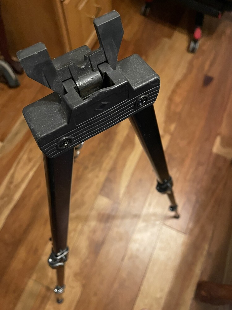 40’ Tripod (missing one rubber foot) Still Stands.