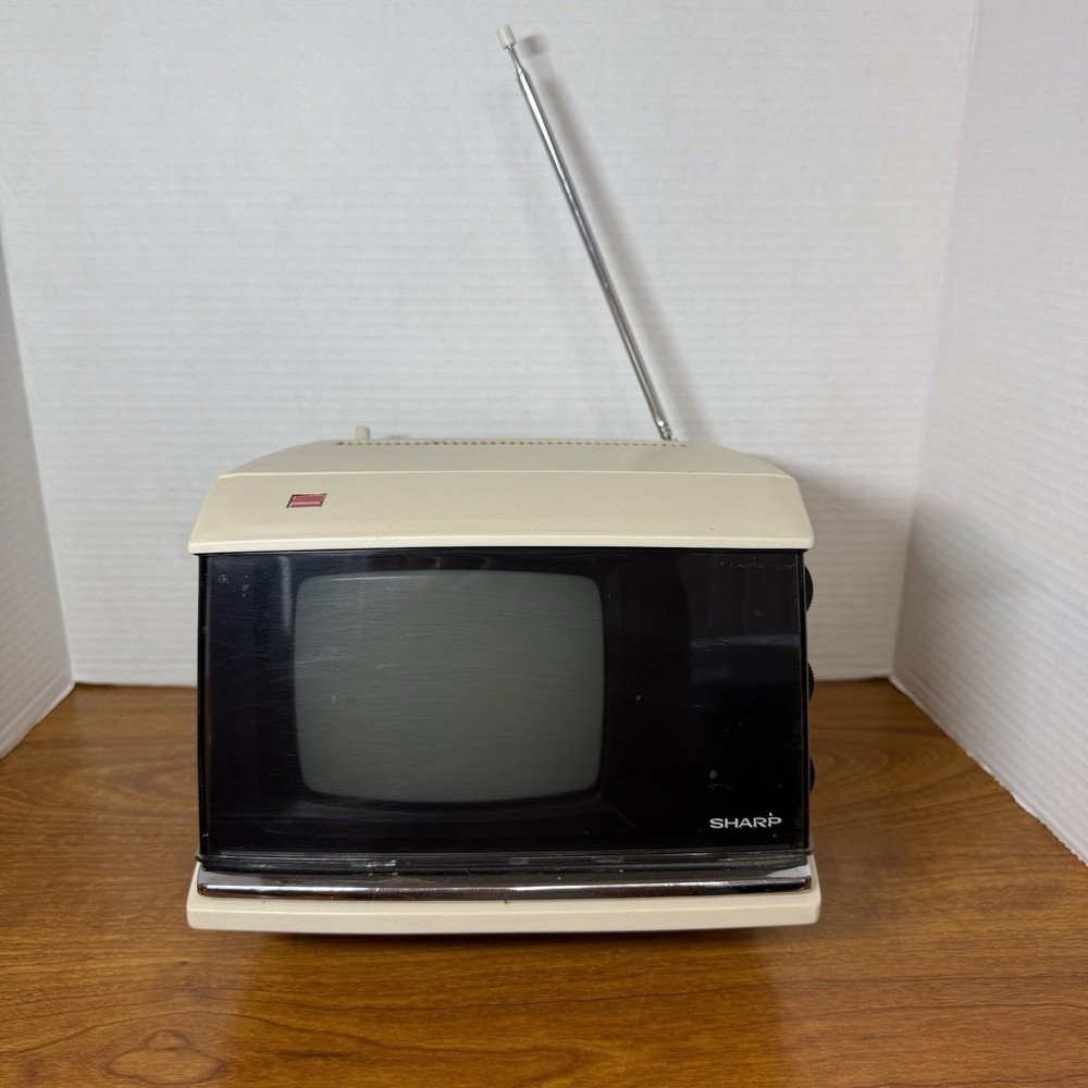 1970s Vintage Sharp 3S-111W Solid State Portable 5" Cube TV Space Age Made Japan