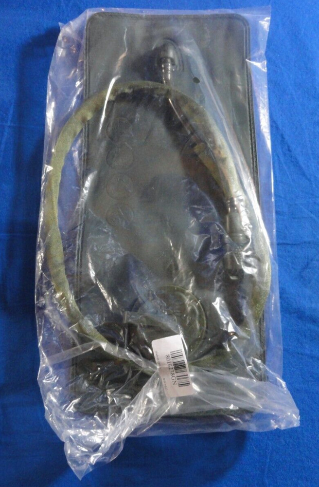 USGI ABU TIGER STRIPE HYDRATION SYSTEM W/ PREMIUM STRAPS WITH 100oz BLADDER