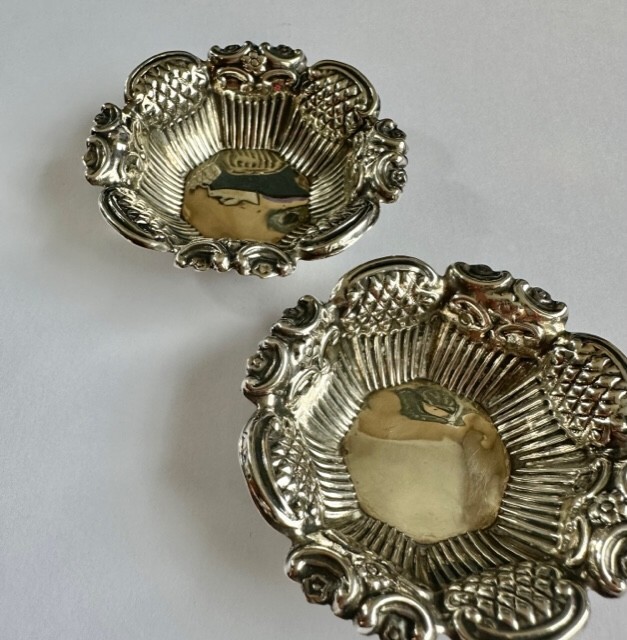 Pair Antique Small Solid Hallmarked Silver 925 Ornate Dishes 18gTable Ware 1898