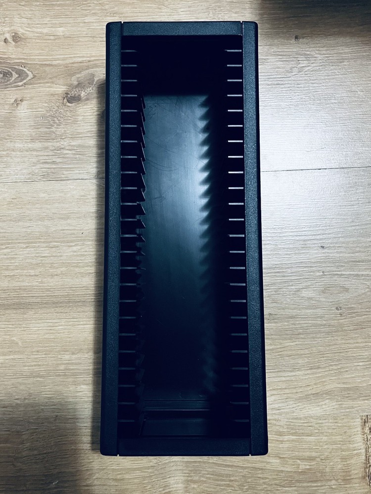 MINI DISC TOWER STAND 25 MD - EXCELLENT CONDITION
