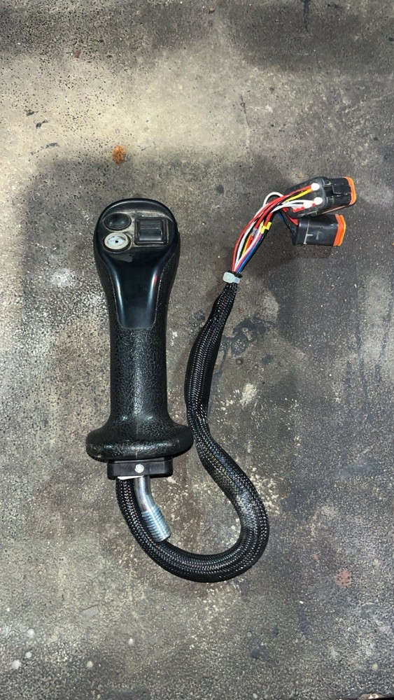 611-7548 OEM CAT 4-Button Joystick
