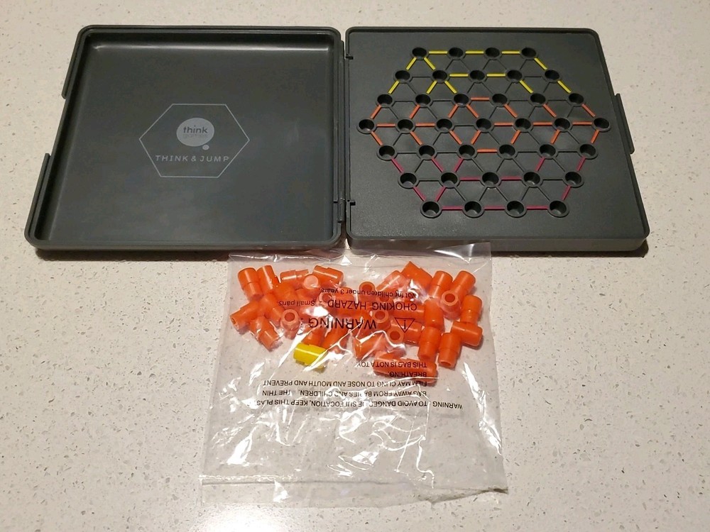 Think Games THINK & JUMP Game Pressman Complete Excellent Condition