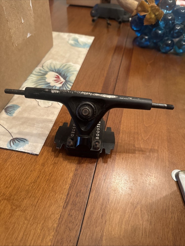 boosted board front truck complete.