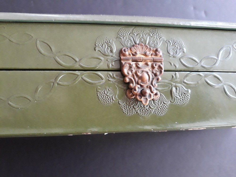Antique Victorian Vintage Glove Box
