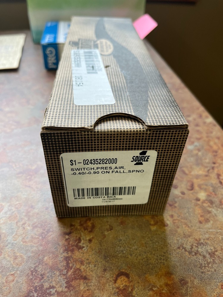 Source 1 York Luxaire Coleman S1-02435282000 Pressure Switch