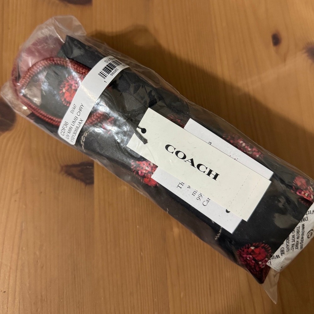 NWT ❤️ Coach Uv Protection Mini Umbrella With Cherry Print