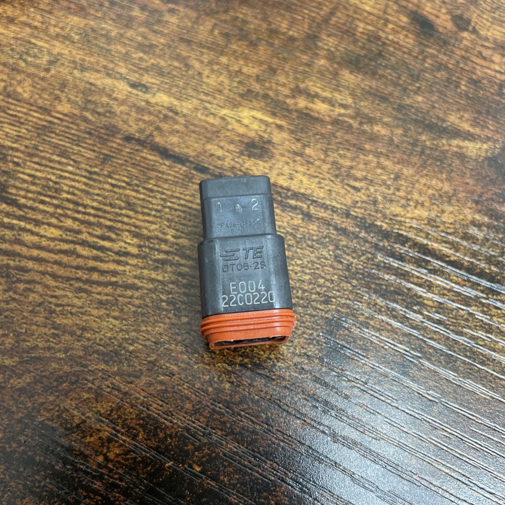 Harley Davidson 72112-94BK 2018-2025 Socket OEM NOS