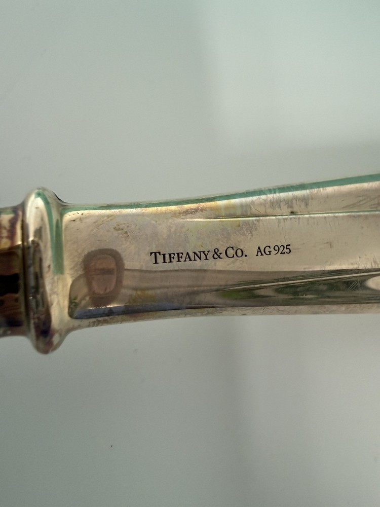 TIFFANY & CO STERLING SILVER KNIFE AND CAKE SET