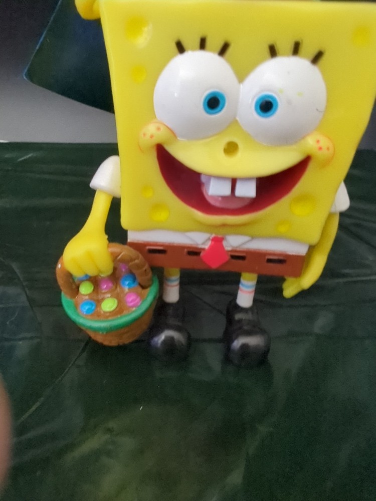 2004 SpongeBob SquarePants Easter Candy Buddy Nickelodeon Candy Keychain Sealed