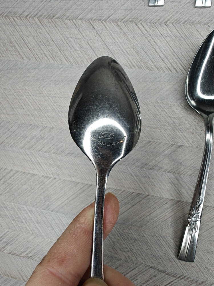 Vintage Epic Custom Stainless Flatware Floral Rose Service Set For 4
