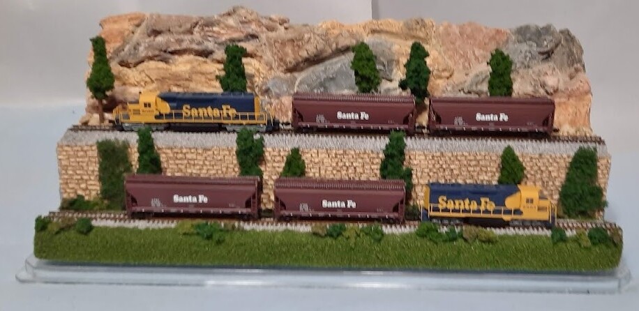 Z SCALE 13" 2-LEVEL ROCK CLIFF -DISPLAY CASE -FOR ANY Z TRAIN