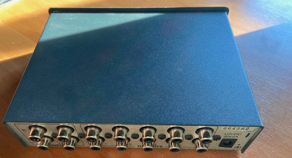 KRAMER VM-50A 1:5 Audio Distributor