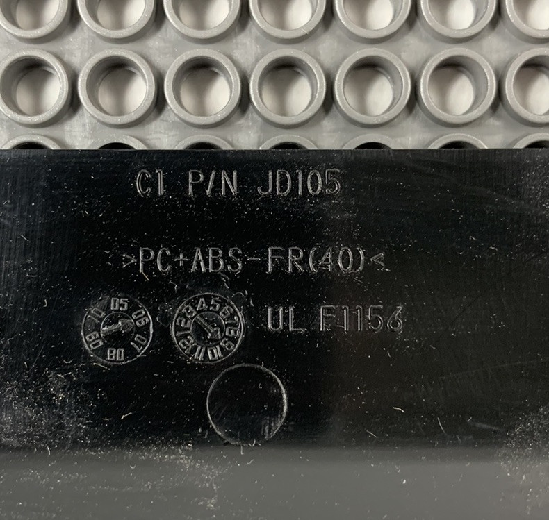 Dell JD105 Front Bezel Cover - With Key