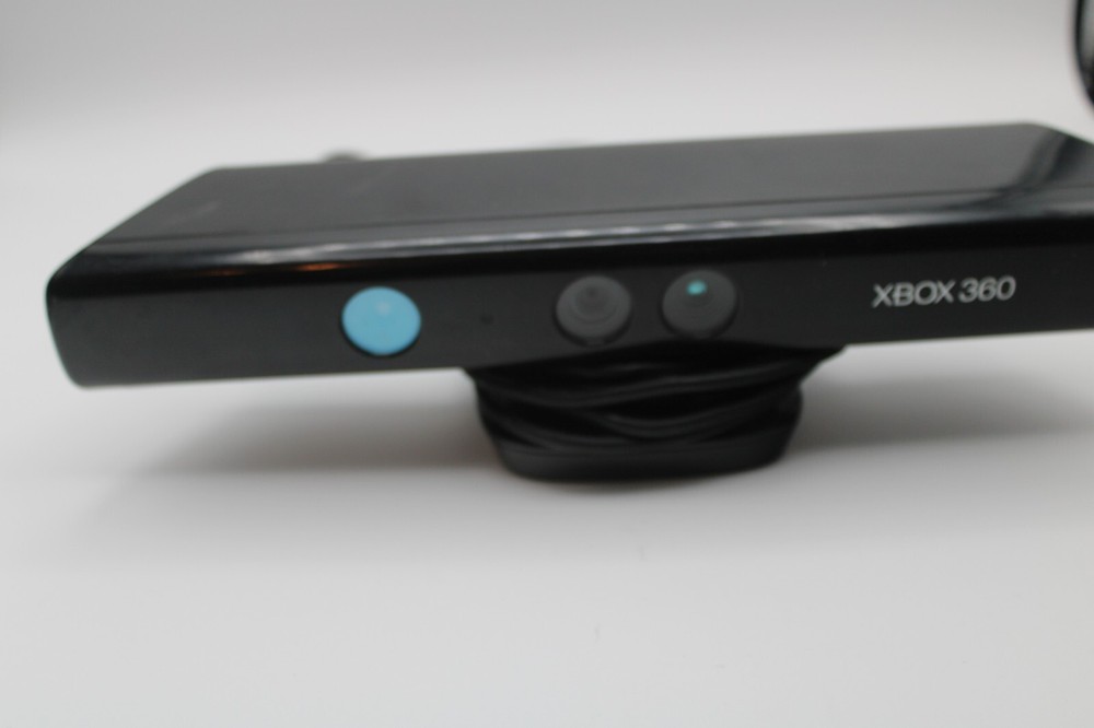Official Microsoft Xbox 360 Kinect Motion Sensor Bar Includes Kinect Sports