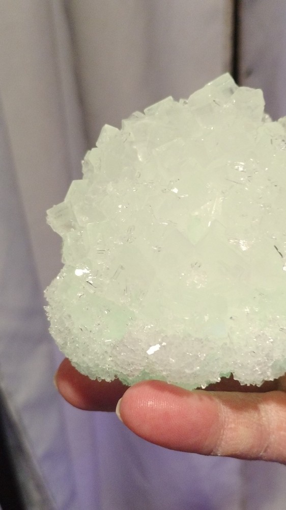 Kryptonite Crystal UV Reactive Cluster Display Piece