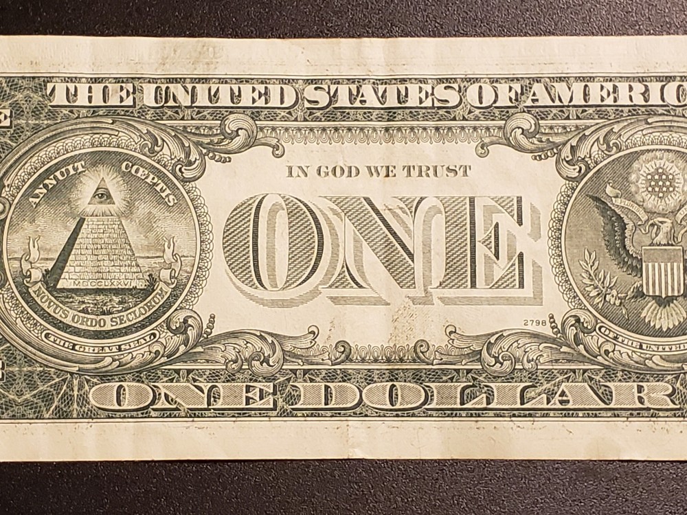 1977 Error Bill Misaligned & Off-Center Seal & Serial # -Obverse Border Missing