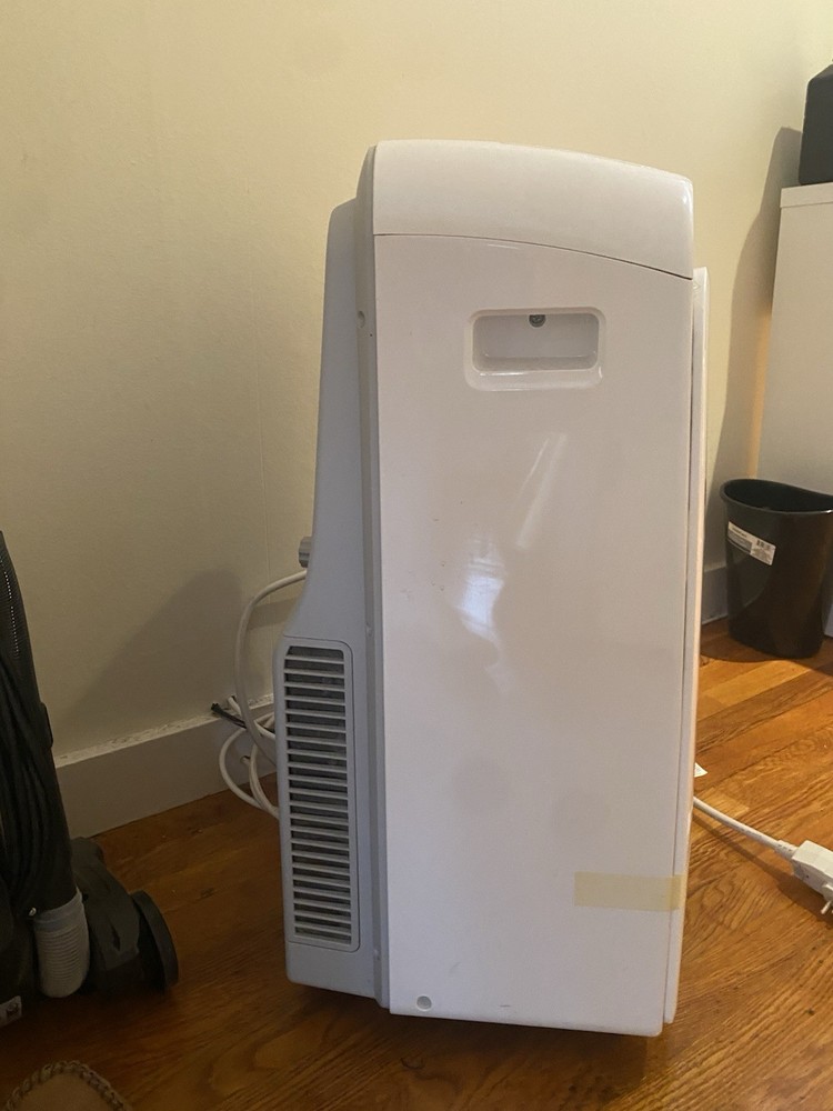 Insignia Portable Air Conditioner White/Black, Digital Display, Timer, Wheels