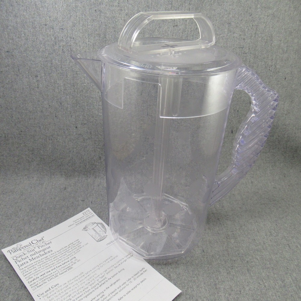 Pampered Chef Quick Stir 2 Quart Clear Pitcher Polka Dot Pattern # 2272 USA