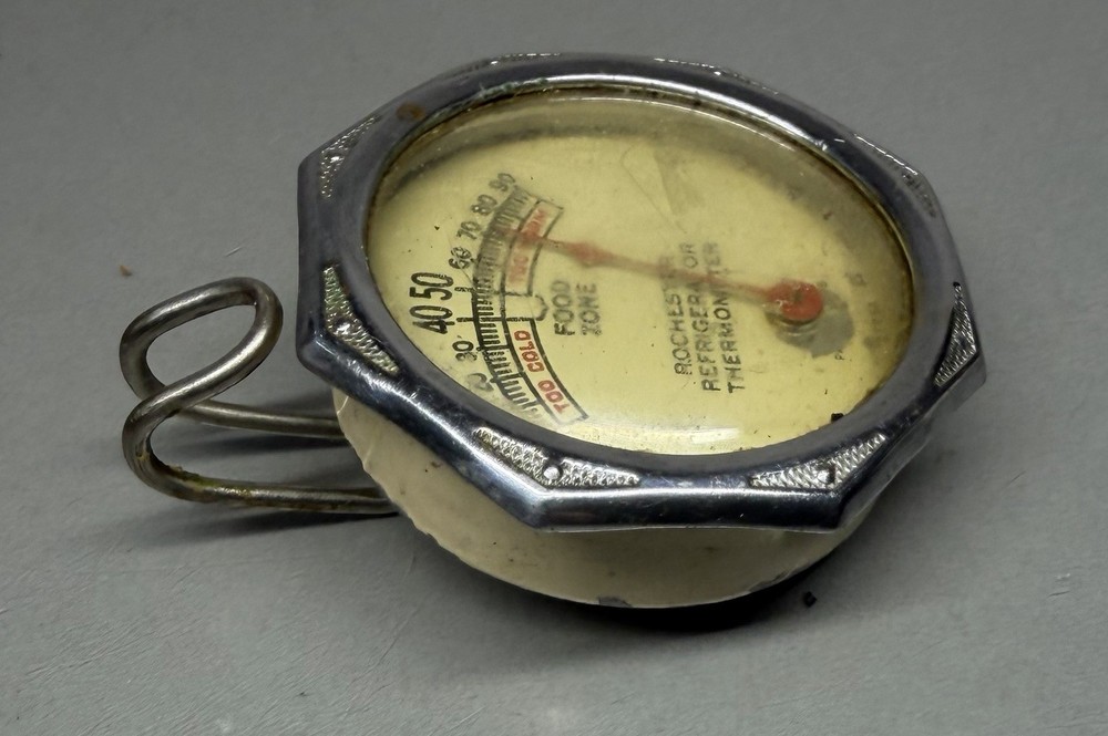 Vintage Rochester Refrigerator Metal Thermometer
