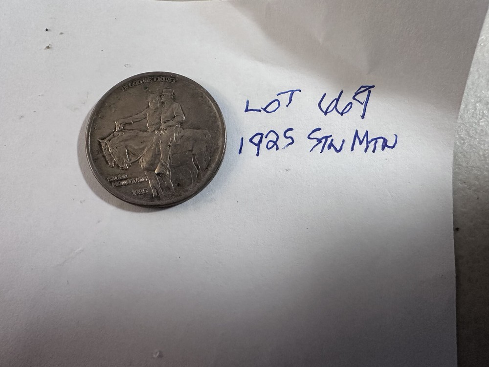 1925 Stone Mountain Uncirculated lot #669