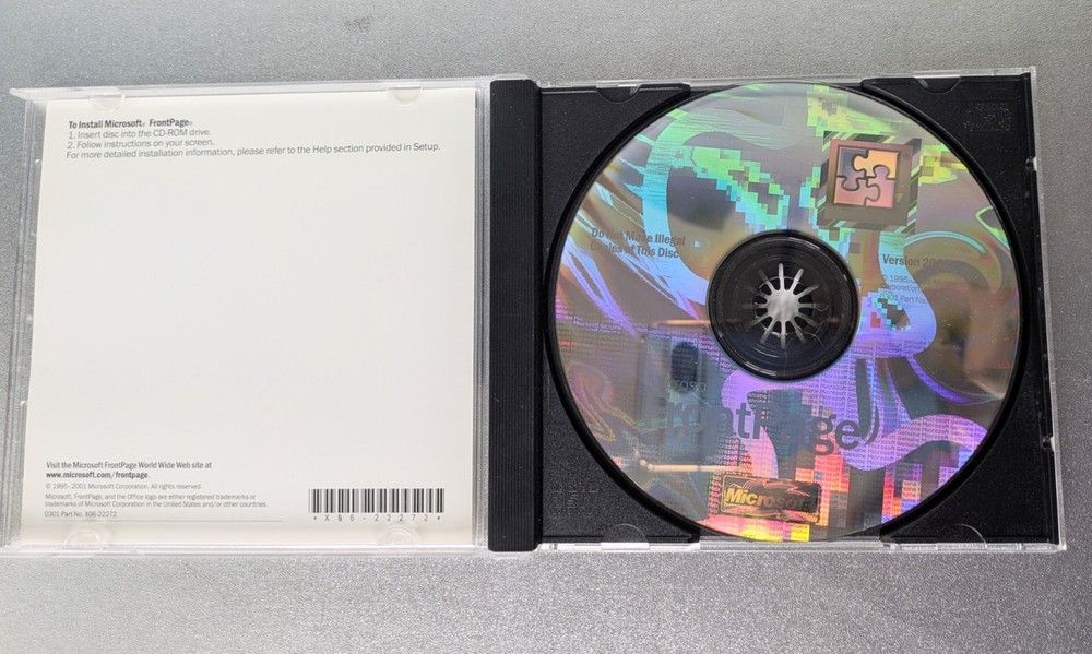 Microsoft Front Page 2002 CD-ROM Software Windows Web Site Creation Product Key