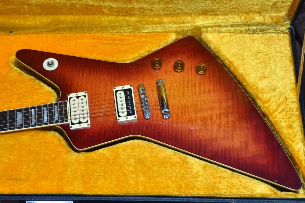 ARIAPROII EX-900 - CHERRY SUNBURST