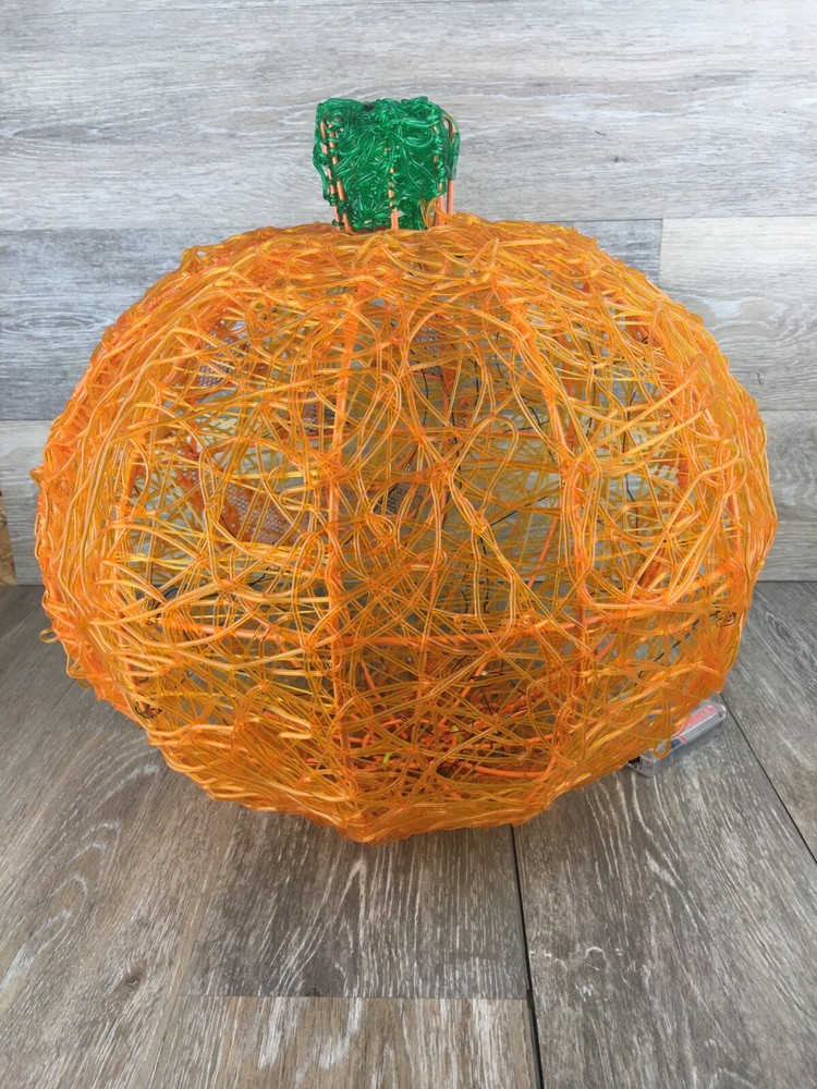 Halloween Pumpkin Jack-O-Lantern Rubber Spaghetti String Wire Frame Lighted