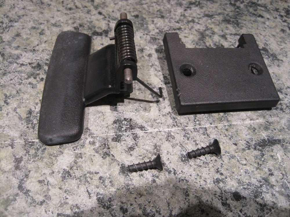 2007-2010 Ford Edge Center Console Armrest Lock Latch Lid Handle
