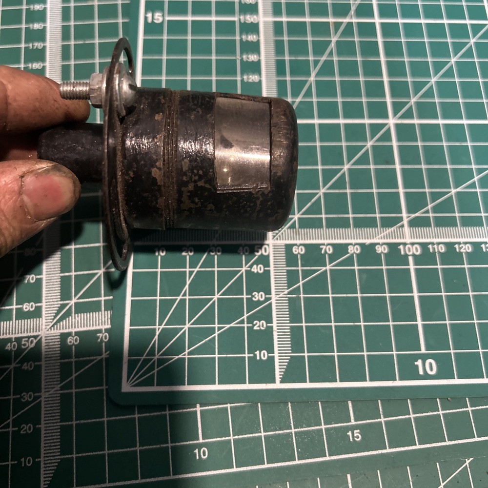 VINTAGE CAR REAR NUMBER PLATE LIGHT