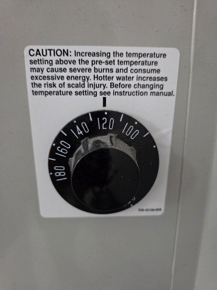 Bradford White Commercial Water Heater, 50 Gallon, 208v / 3 Phase