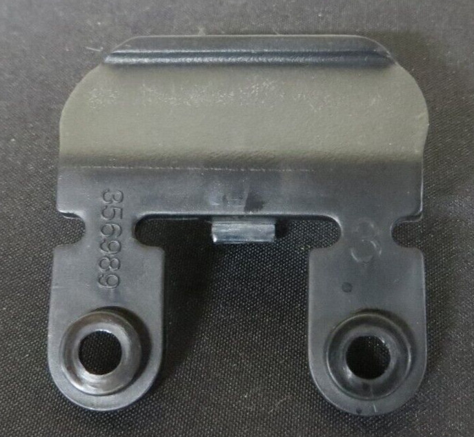 Ford Ranger - Console Lid Latch (356989)