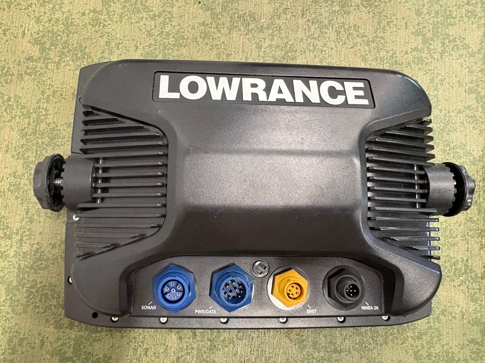 Lowrance HDS-8 Gen 2 Chartplotter/Fish Finder with StructureScan