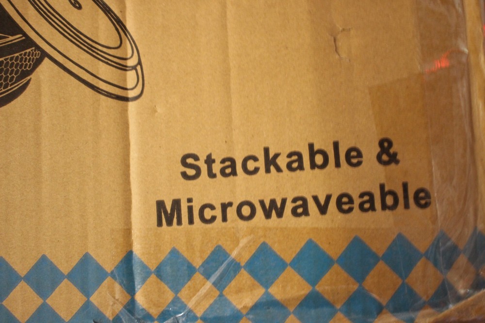JN036B 150 SETS COMBO PACK BLACK BOWL / CLEAR DOME LID STACKABLE MICROWAVEABLE