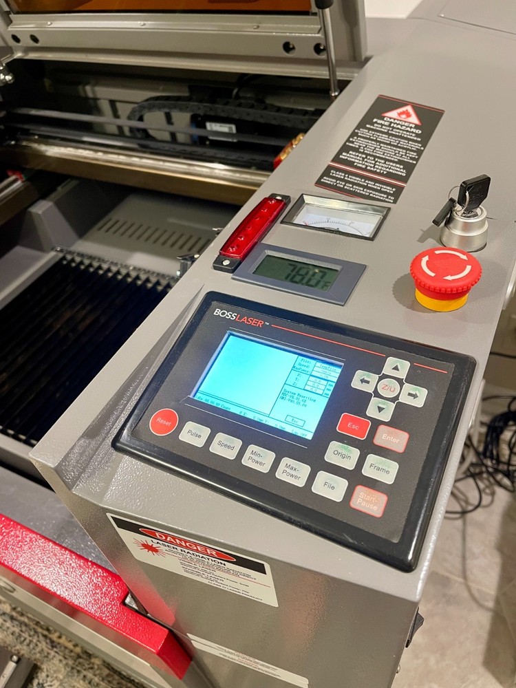 Boss CO2 LS-1420 Laser Engraver