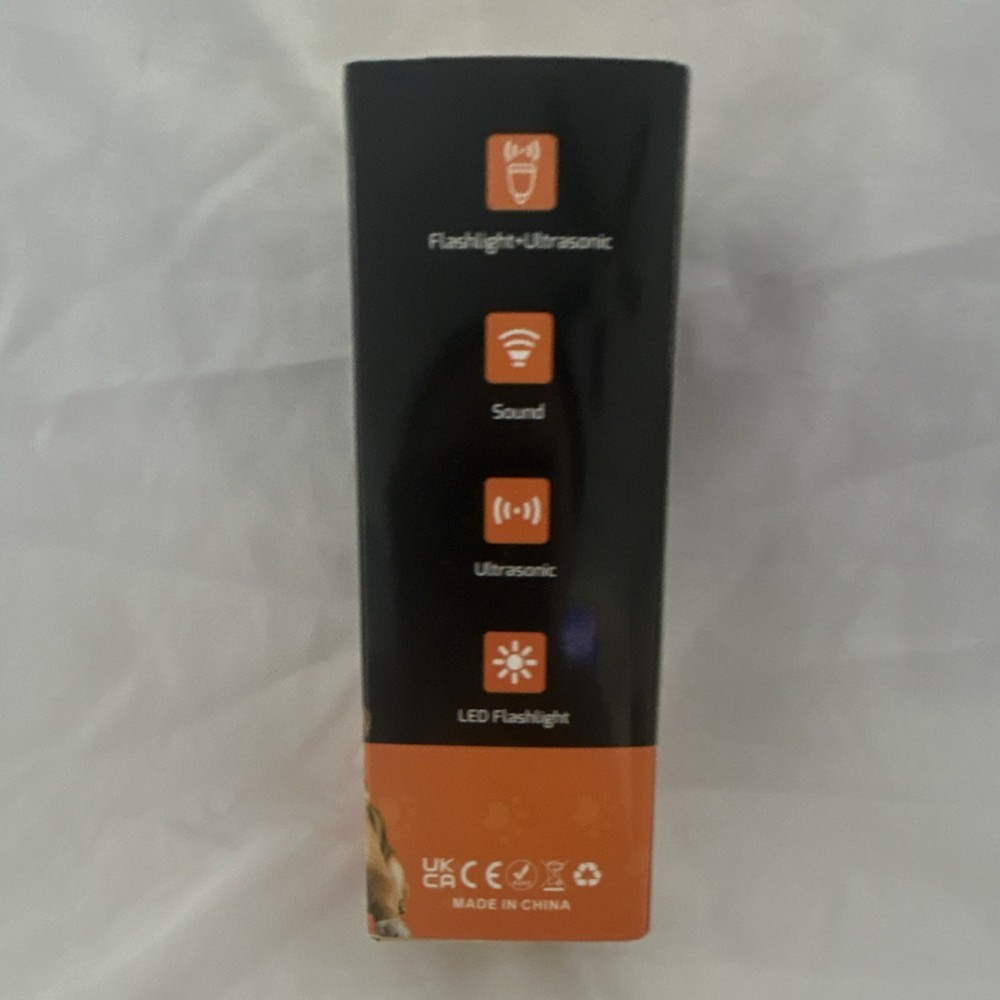 Ralyuni Ultrasonic Dog Training Device Anti Barking LED Flashlight