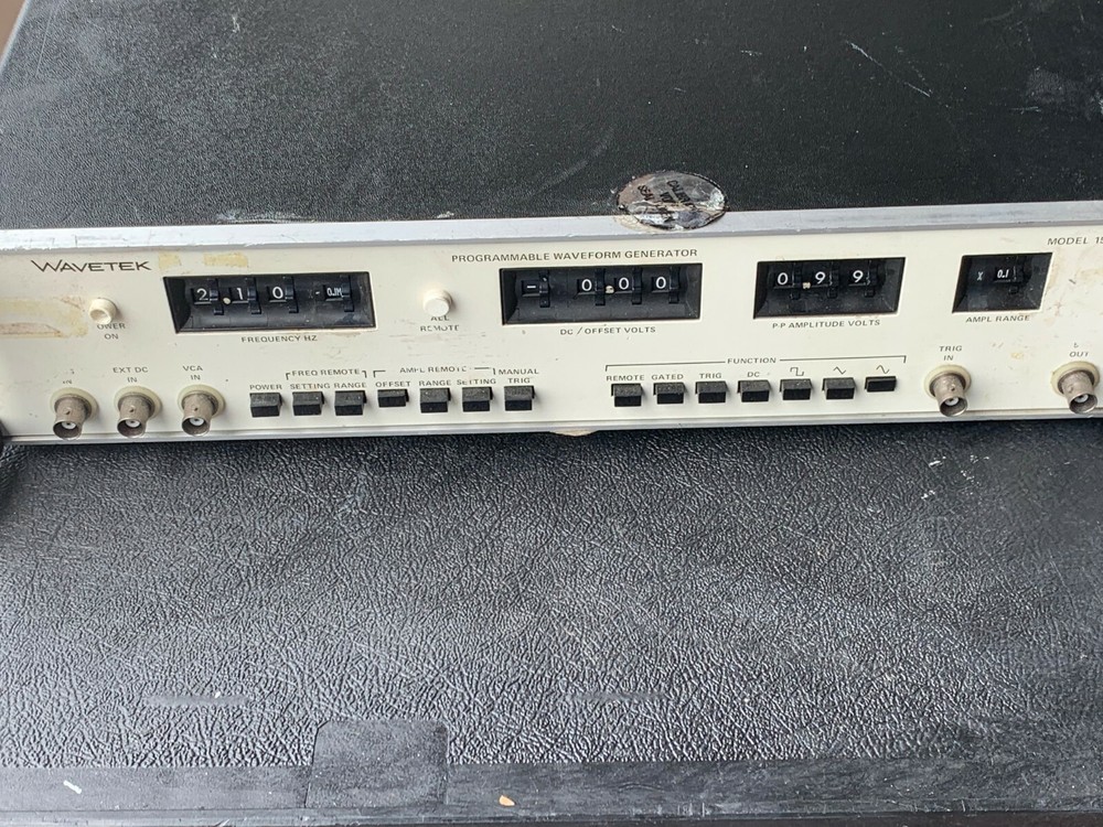 WAVETEK MODEL 154 PROGRAMMABLE WAVE FORM GENERATOR