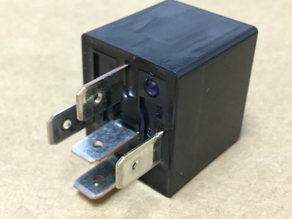 1 PC PANASONIC CB1-24V-H90 Solid State Relay CB1-24V, 650406