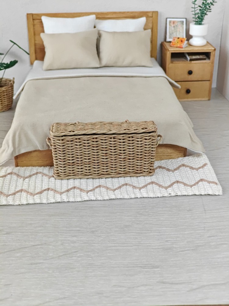 1:12 dollhouse wicker oversized rectangular narrow storage lidded basket