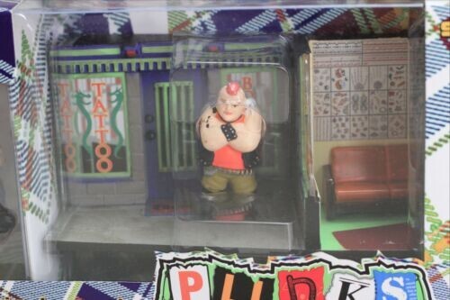 Micro Icons "Punks" series Tattoo Parlor w/4 Figures