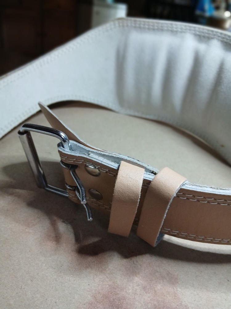 Weight Lifting Belt all Leather Size Medium Has CBASS on back measures 40"