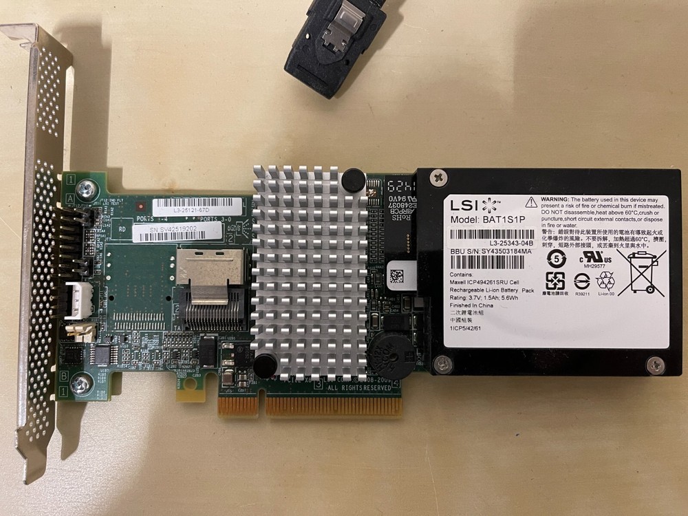 ** Intel RS2BL040 SAS / SATA RAID Controller Card w/Cable