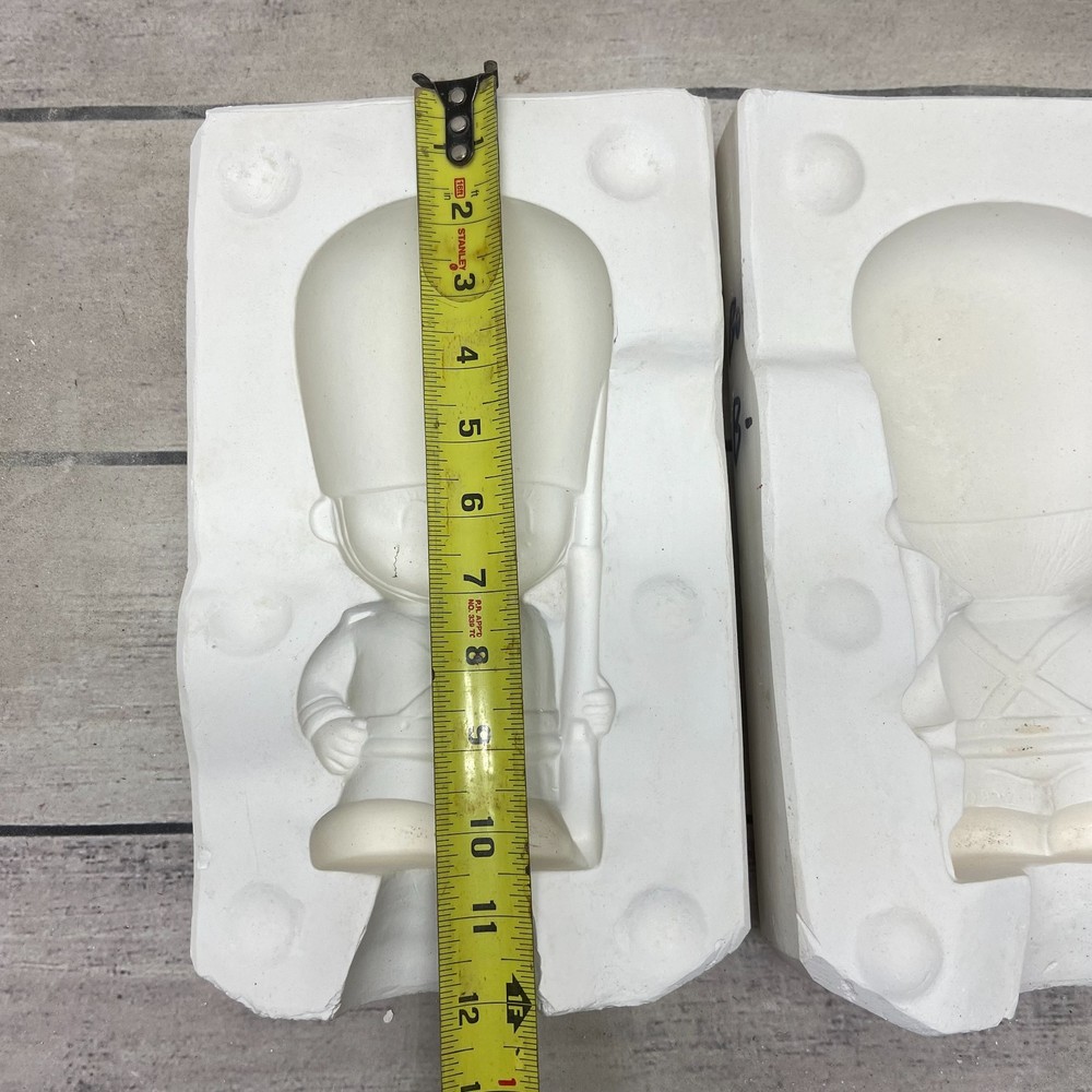 Boyer Ceramic Casting Mold Drummer Boy Royal Guard #62