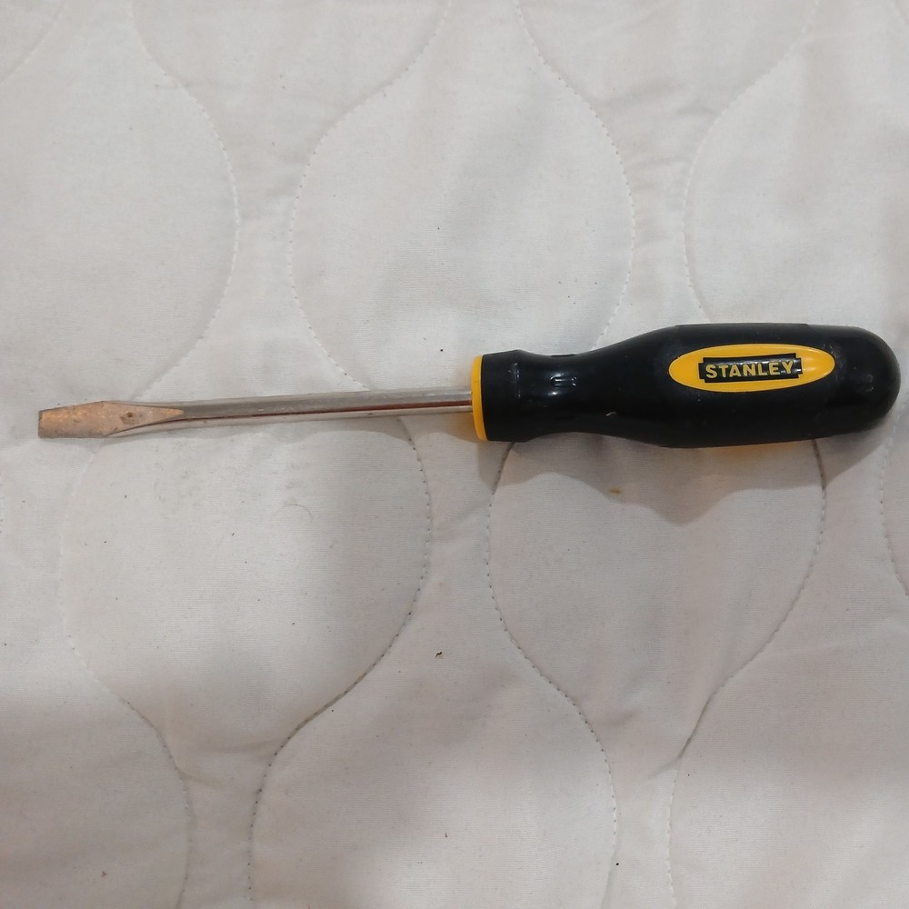 SCREWDRIVER - FLAT TIP - STANLEY