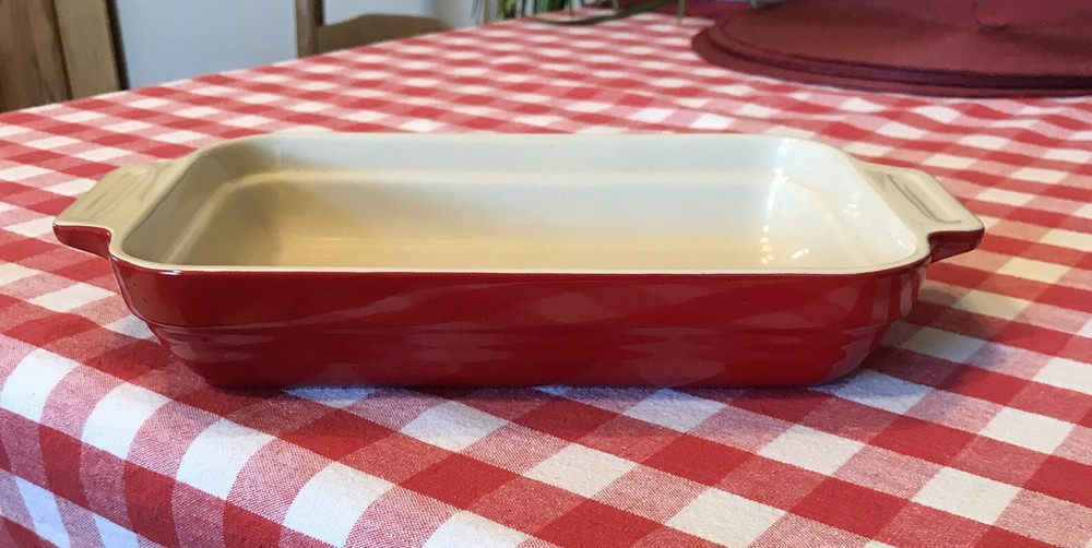 Well Equipped Kitchen 8 1/4" x 5" Red Baking Dish