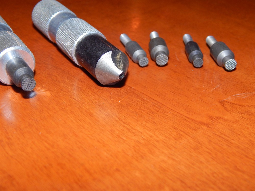 Unbranded primer pocket reamer and deburring tools