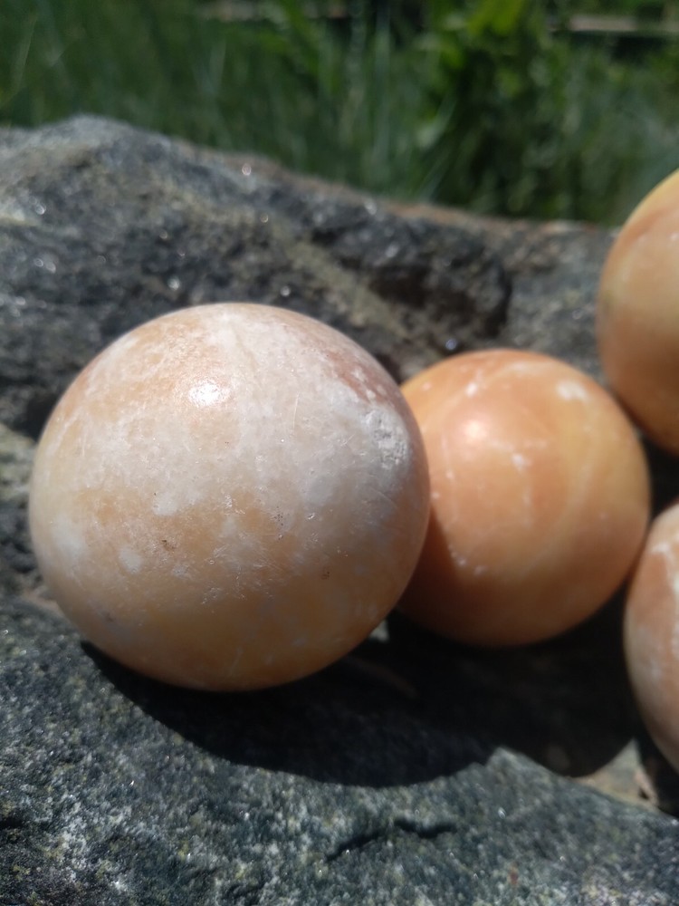 MATTE Peach Cream Marble Stone Egg Easter Orange