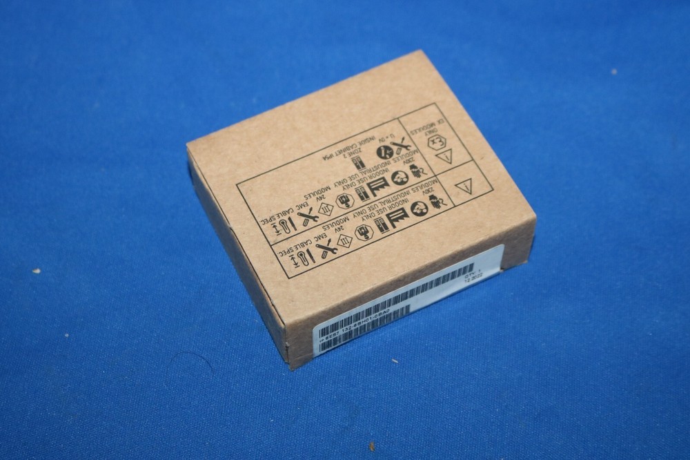New Siemens 6ES7132-6BH01-0BA0 6ES71326BH010BA0 ET 200SP Digital output module